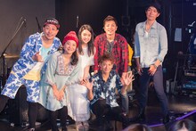 HYと上白石萌音。（撮影：杉岡祐樹）