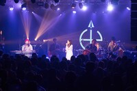 HYと上白石萌音。（撮影：杉岡祐樹）