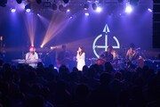 HYと上白石萌音。(撮影:杉岡祐樹)