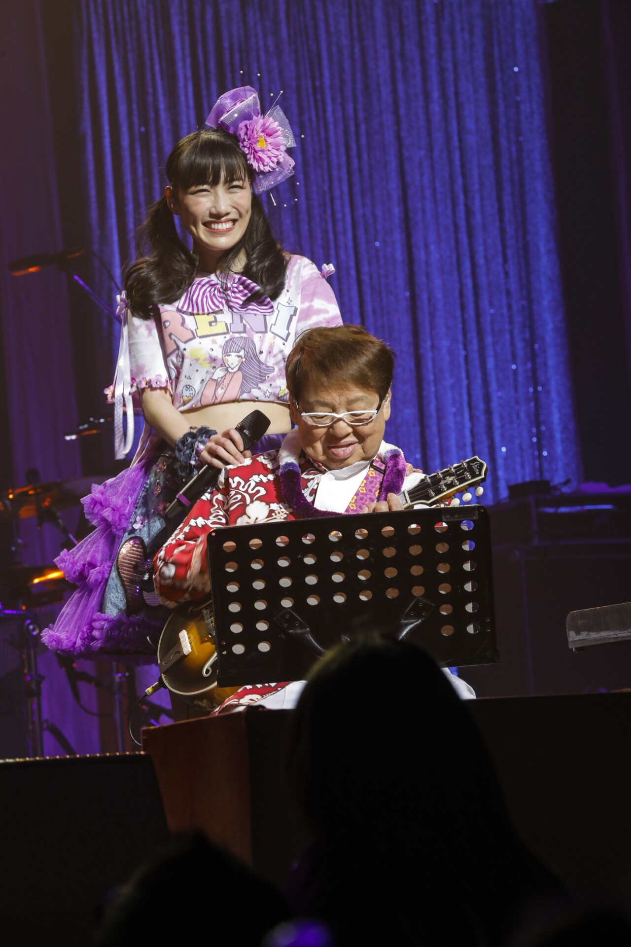 高城れにと高木ブー。（Photo by HAJIME KAMIIISAKA+Z）