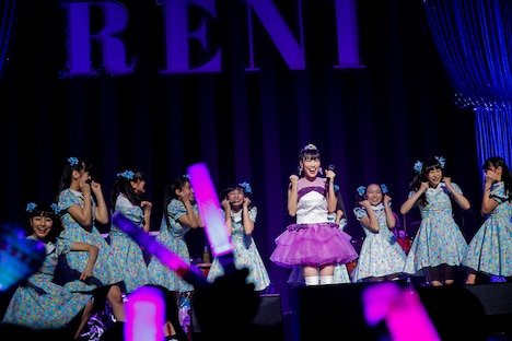 高城れに「まるごとれにちゃん」の様子。(Photo by HAJIME KAMIIISAKA+Z)