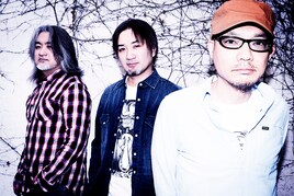 SPARKS GO GO、バンド＆八熊ソロライブCDを会場限定リリース
