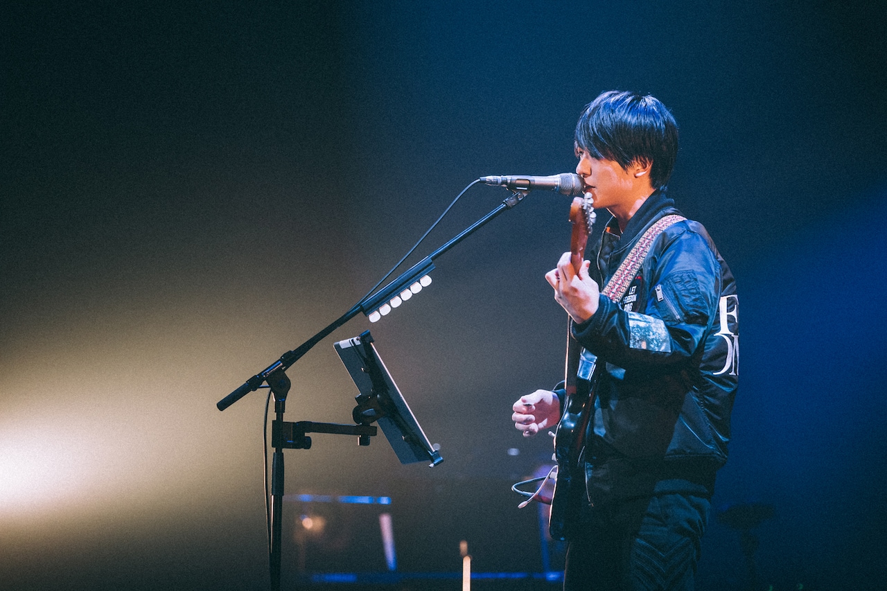 尾崎裕哉、ツアー東京公演で1600人圧倒「音楽を通じて世の中をよくしたい」