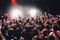 妄想キャリブレーション レコ発ワンマン東名阪ツアー「激ヤバ∞発進！～ダイナモンドを探せ！～」東京公演の様子。（写真提供：SMR）