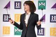 縄跳び対決に臨む生駒里奈。