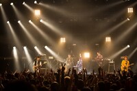 アカシック（撮影：猪俣晃一朗）