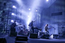 OKAMOTO'S「FORTY SEVEN LIVE TOUR 2016」東京・日比谷野外大音楽堂公演の様子。