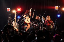 ЯeaL（Photo by MASANORI FUJIKAWA）