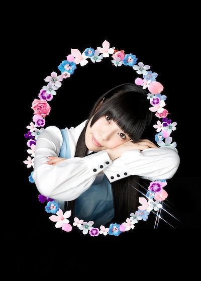 相沢梨紗「キラキラって輝く星はどこにあるの」イメージビジュアル (c)小学館・週刊ビッグコミックスピリッツ