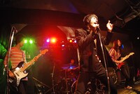 結成当初の黒猫チェルシー。（Photo by Ohagi）