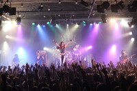 「Change the Fate Tour 2016-2017」最終公演の様子。