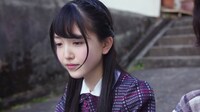 久保史緒里の“個人PV”のワンシーン。