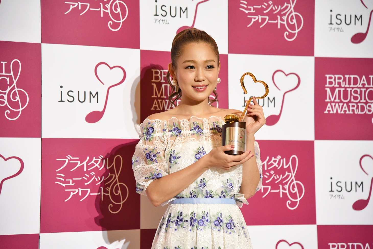 西野カナ
