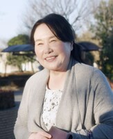 とある客として登場する大島蓉子。(c)テレビ東京