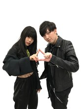 アイナ・ジ・エンドとTeddyLoid。