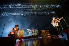 UNISON SQUARE GARDEN（撮影：山本倫子）