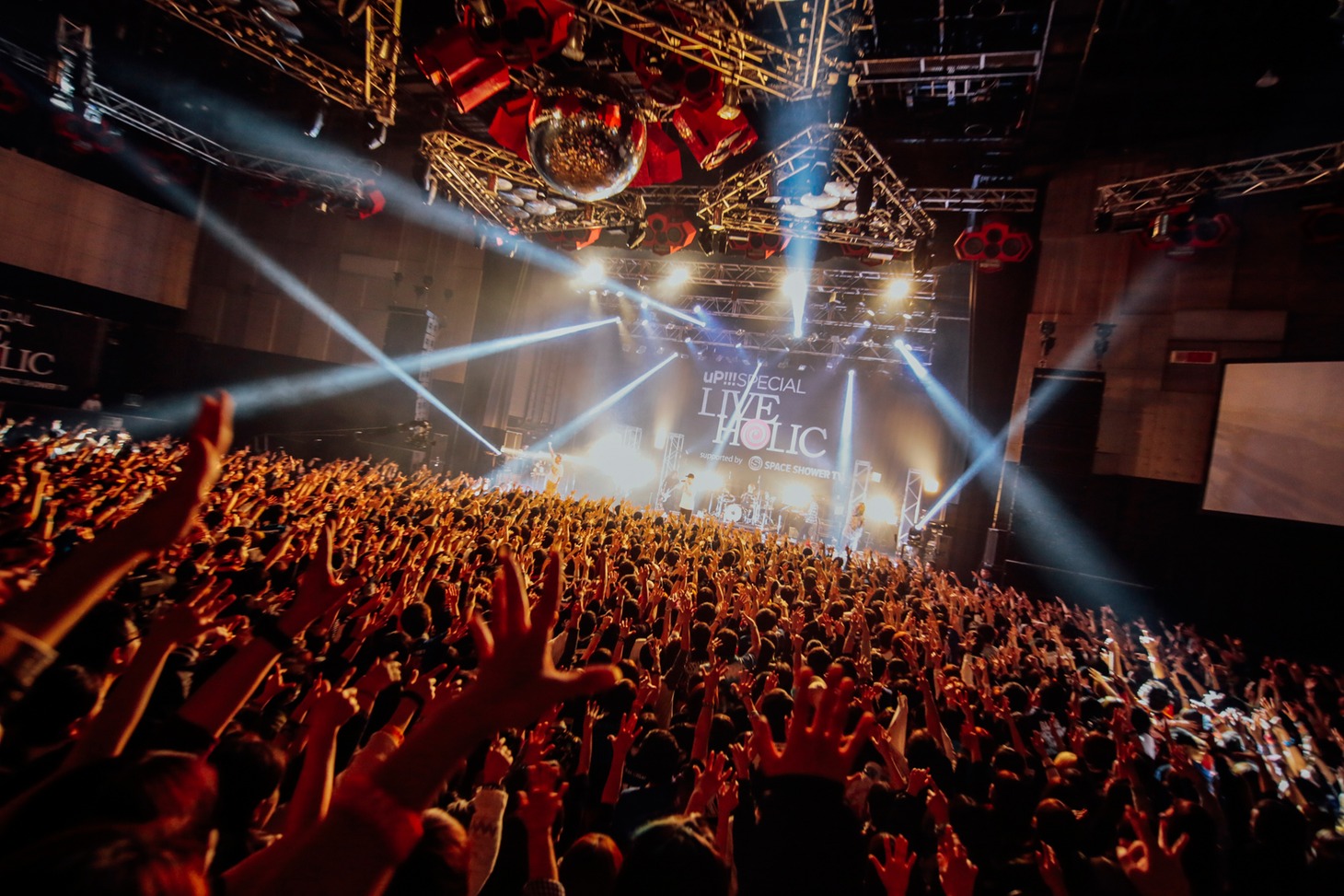 「uP!!! SPECIAL LIVE HOLIC extra -LIVE HOLIC vol.9-」の様子。（photo by Viola Kam［V‘z Twinkle］）