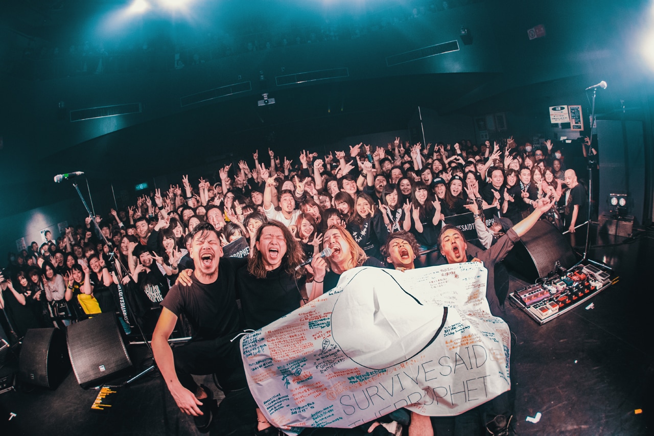Survive Said The Prophet、ツアーファイナルで未発表の新曲公開
