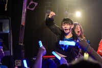 鏡るびい（撮影：岸田哲平）