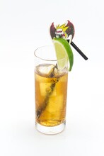 デーモン閣下と「スイーツパラダイス」のコラボメニュー「Shibuya Scrambled Crossing」。