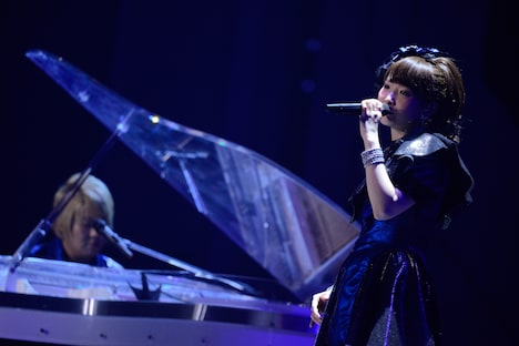 fripSide「fripSide LIVE TOUR 2016-2017 FINAL in Saitama Super Arena-Run for the 15th Anniversary-supported by animelo mix」の様子。