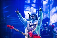 KENTA（Vo, B）（撮影：瀧本JON...行秀）