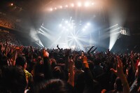 WANIMA「JUICE UP!! TOUR FINAL」の様子。（撮影：瀧本JON...行秀）