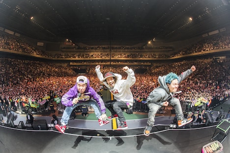 WANIMA「JUICE UP!! TOUR FINAL」の様子。（撮影：瀧本JON...行秀）