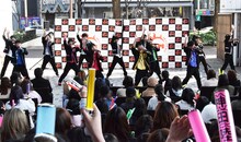 BOYS AND MEN研究生のライブの様子。