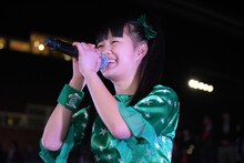 宣伝部員に思いを伝える吉川ひより。