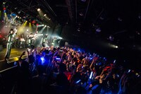 「孤独と逆襲～てえへんだ！底辺だ～ツアー」大阪・江坂MUSE公演の様子。（Photo by shinz）