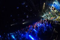 「孤独と逆襲～てえへんだ！底辺だ～ツアー」大阪・江坂MUSE公演の様子。（Photo by shinz）