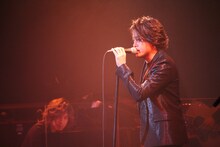 河村隆一（写真提供：R・K・M・FAMILY）