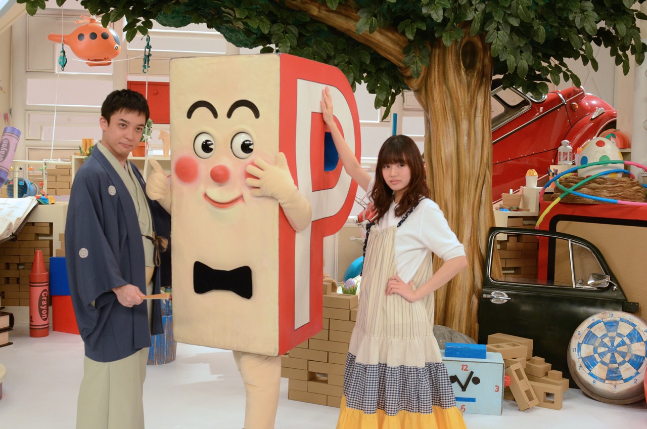 左から春風亭昇々、Pちゃん、藤原さくら。