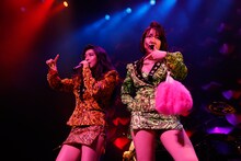 ベッド・イン（撮影：ほりたよしか）