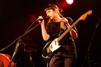 すずきゆきこ（BUGY CRAXONE）（Photo by chiyori）