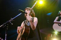 瀬川あやか（提供：日本レコード協会）