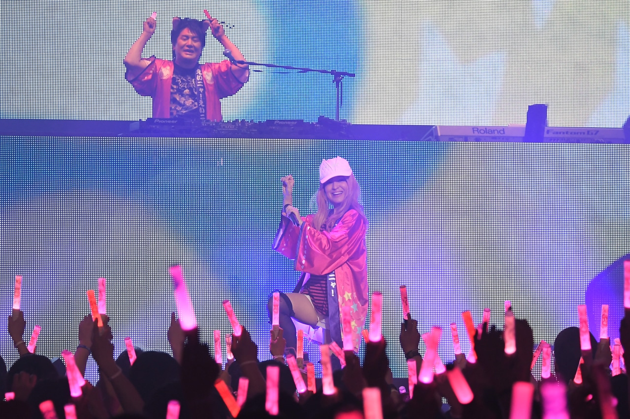 L.E.D.（奥）とPrim（手前）。