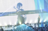 Y&Co.（奥）とDai.（手前）。