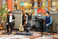 左から根岸孝旨、KenKen、ハマ・オカモト。(c)テレビ朝日