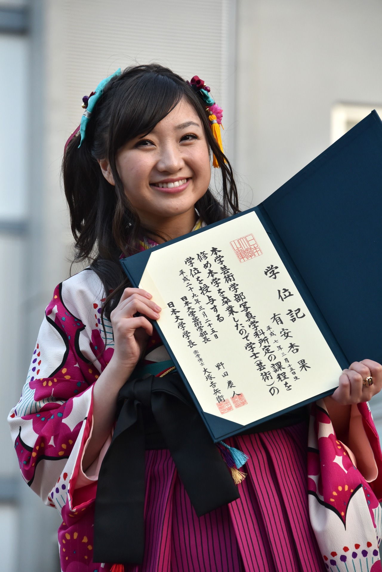 人気画像4位は「ももクロ有安、日大芸術学部写真学科を4年で卒業『やっと言えました』」より、有安杏果。