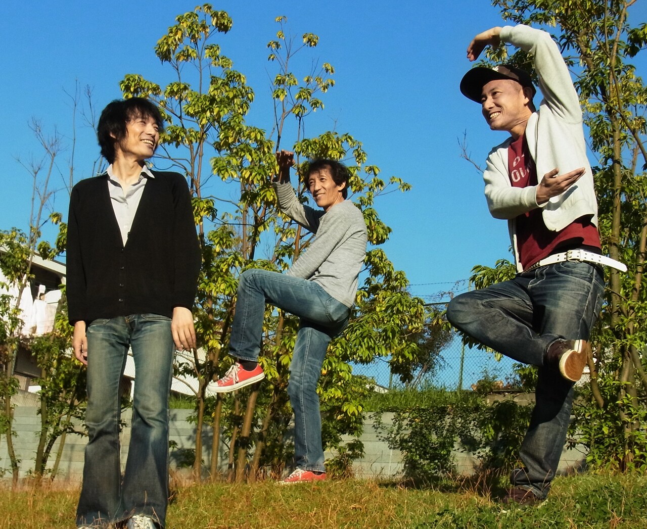 ニーネと割礼、高円寺でガチンコの超スロー対決