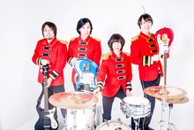 ザ・キャプテンズ。右から2番目がシミズトール。