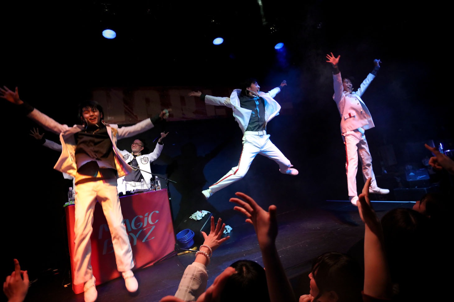 MAGiC BOYZ（Photo by Shigeo Kosaka）
