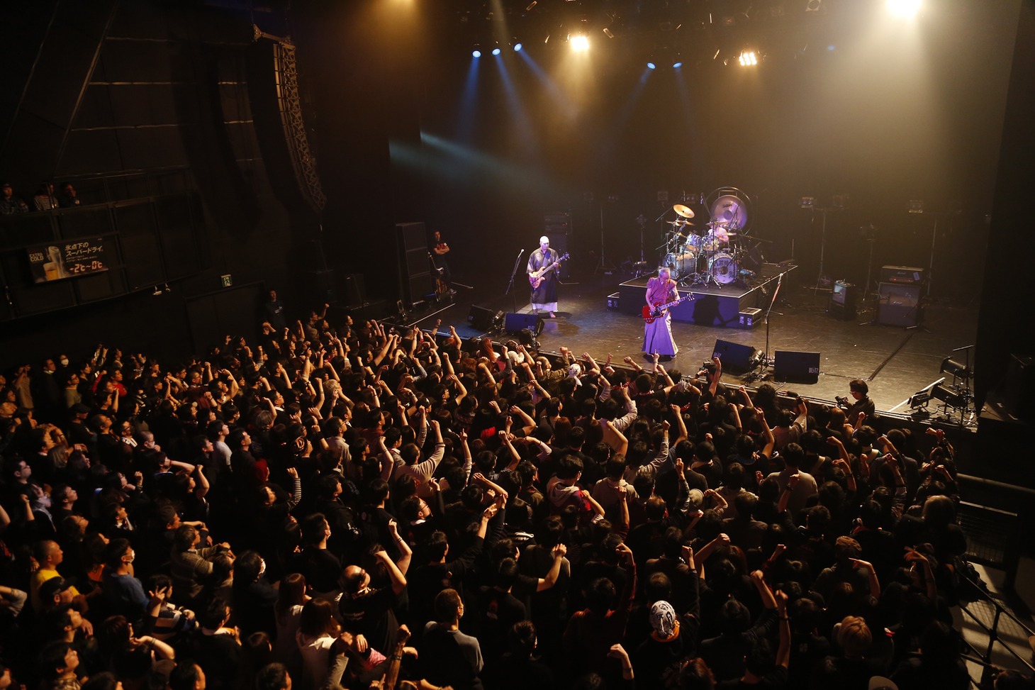 「ライブ盤リリース記念ワンマンツアー『威風堂々』」東京・赤坂BLITZ公演の様子。（撮影：堀田芳香）