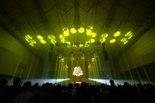 「Hilcrhyme 10周年記念特別公演『朱ノ鷺二〇一七』」の様子。