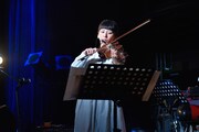 john(fiddle)(Photo by Kayoko Yamamoto)