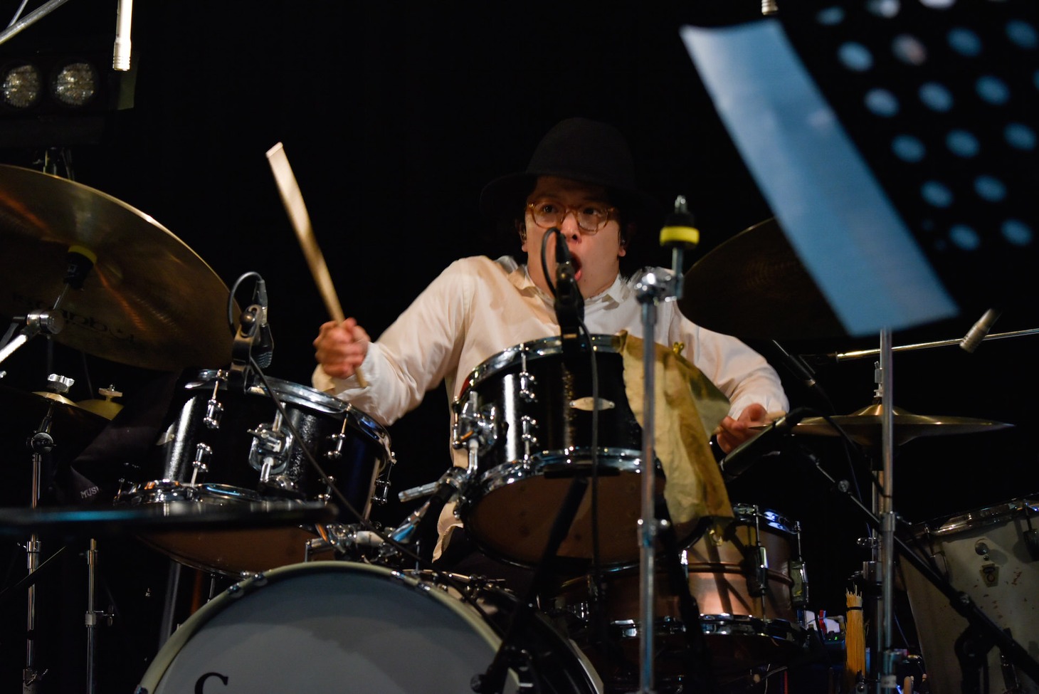 神谷洵平（Dr）（Photo by Kayoko Yamamoto）