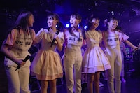 左から安杜羽加、村星りじゅ、葉月結菜、川瀬あやめ、北美梨寧。