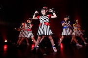 「ばってん少女隊の、田舎娘が四大都市のライブハウスを巡るツアー」DRUM LOGOS公演の様子。(撮影:濱本英介)